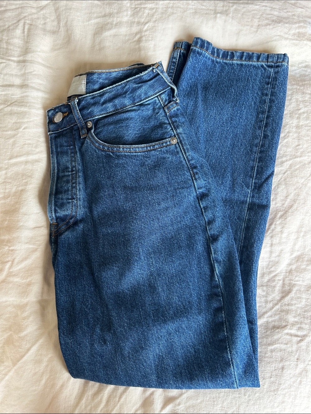 Everlane Curvy 90’s Cheeky Straight Jean- Dark Wash- 26 Crop